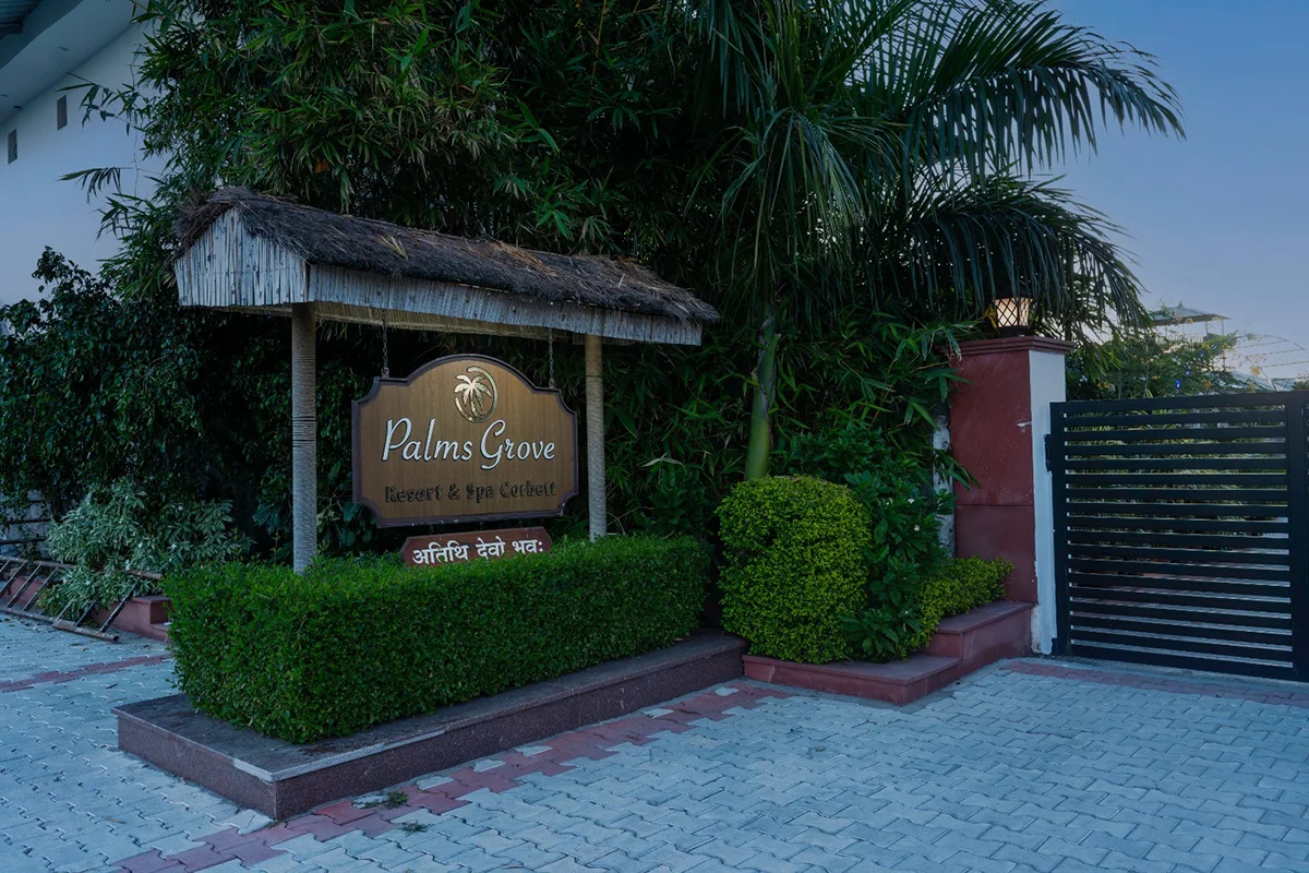 Palms Grove Resort & Spa Corbett