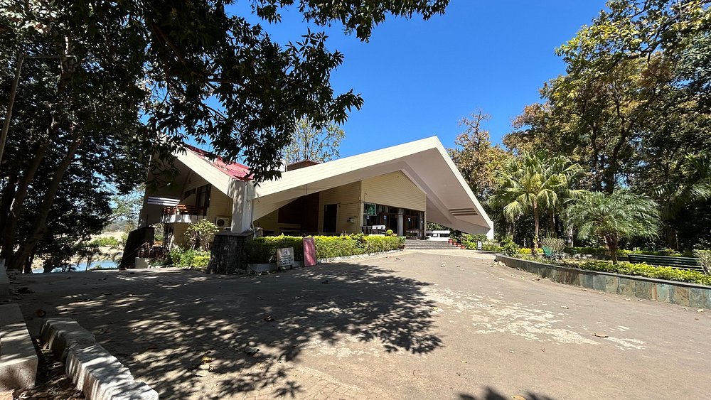 MPT Parsili Resort Sanjay Dubri